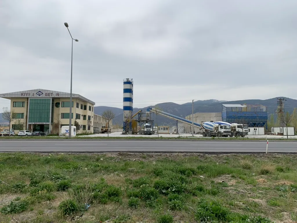 Beton santrali ve tesis