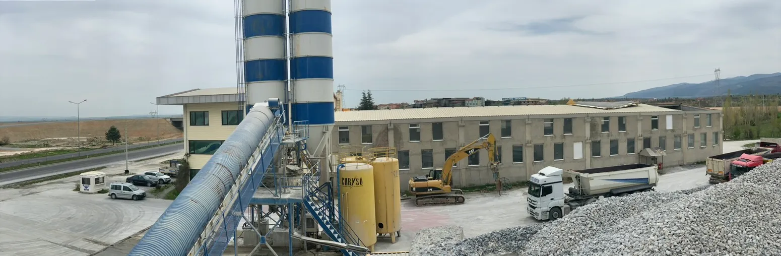 Beton santrali ve tesis genel görünümü